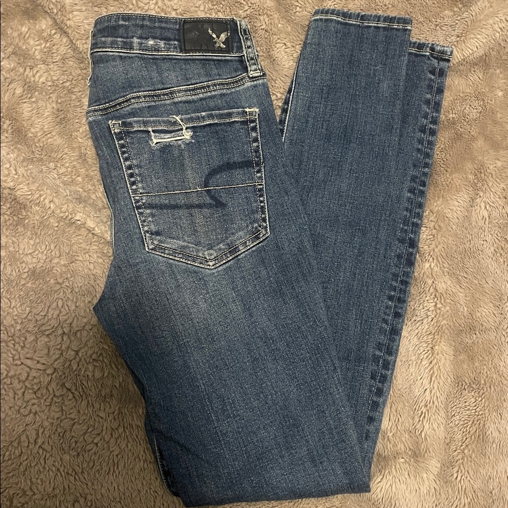 American Eagle Hi-Rise Jeggings Ripped